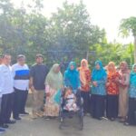 Baitul Mal Banda Aceh Serahkan Bantuan Disabilitas Lumpuh Layu