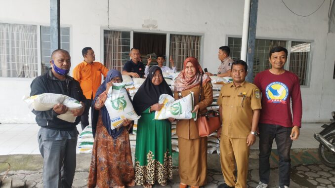 Selama Tiga Hari Penyerahan Bantuan Beras Cadangan di Banda Aceh Capai 86,9%
