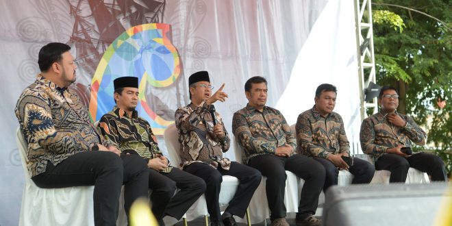 Asisten Sekda Aceh Berbagi Motivasi Raih Kesuksesan untuk Siswa SMAN 10 Fajar Harapan