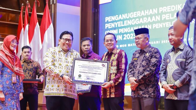 Banda Aceh Raih Penghargaan Pelayanan Publik dari Ombudsman RI