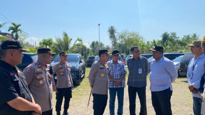 Kapolresta Banda Aceh Monitoring PSU di TPS 1 Gampong Teubaluy