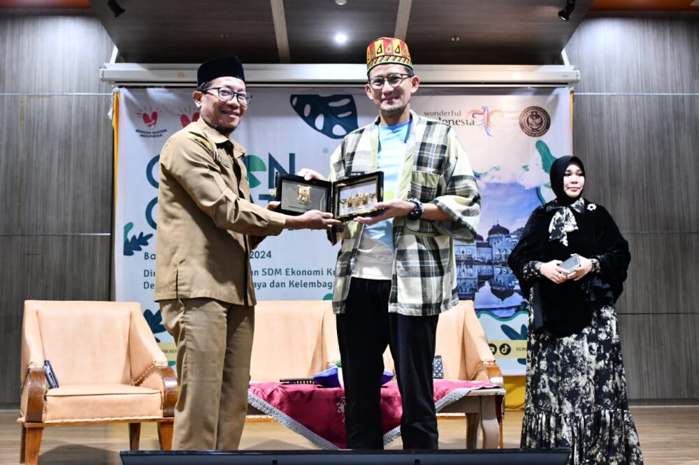 Sandiaga Uno Ajak Pelaku Ekonomi Kreatif di Banda Aceh Terus Berinovasi